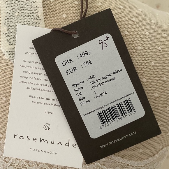 Rosemunde silk and lace stretchy top with a scalloped bottom edge NWT - Picture 4 of 10